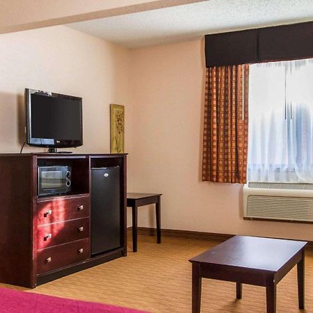 Quality Inn & Suites Ottumwa North Extérieur photo