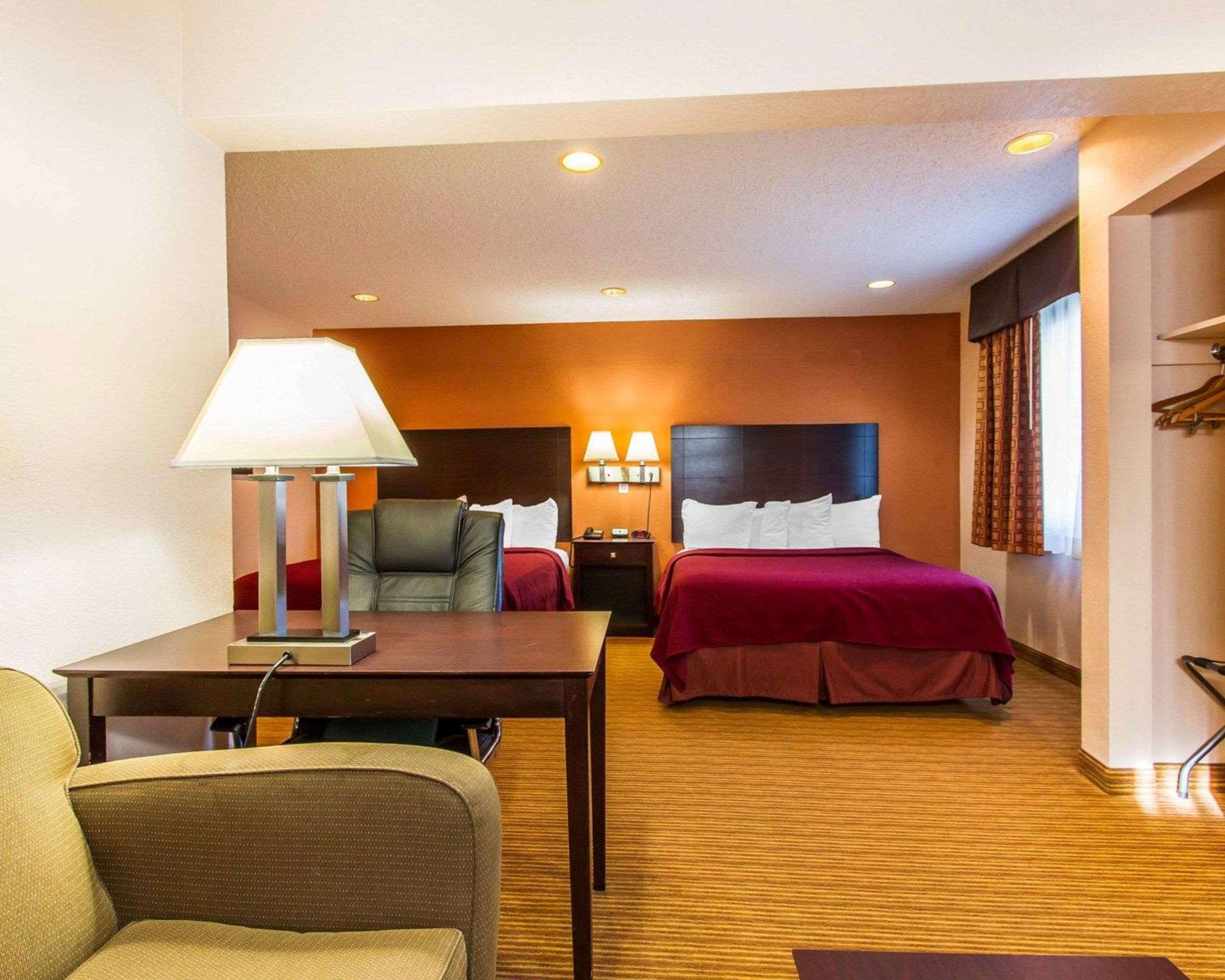 Quality Inn & Suites Ottumwa North Extérieur photo