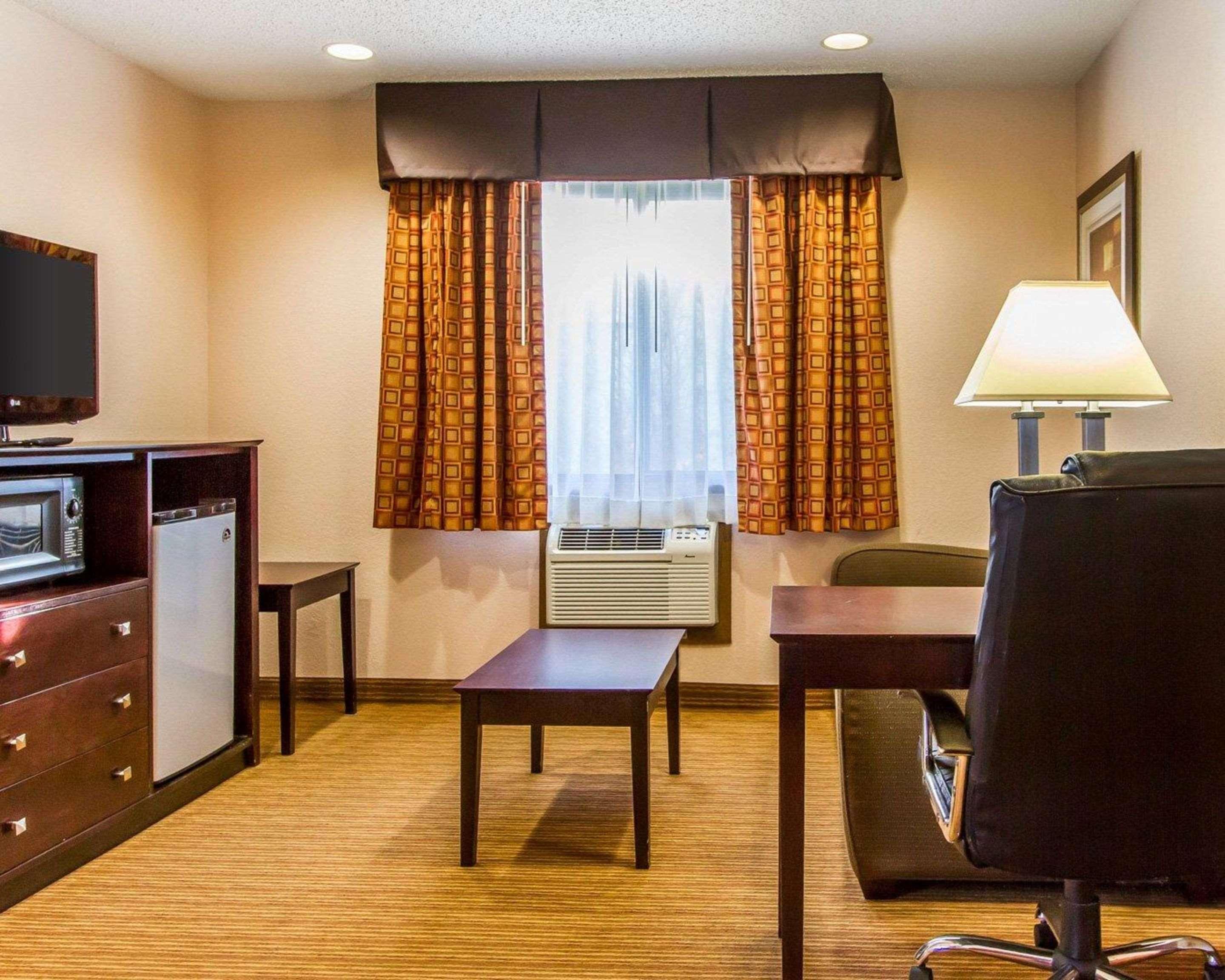 Quality Inn & Suites Ottumwa North Extérieur photo