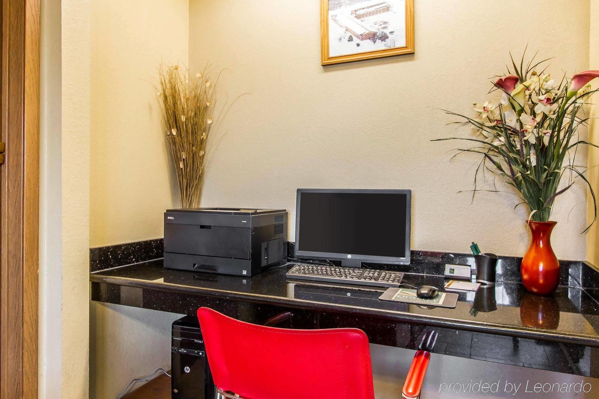 Quality Inn & Suites Ottumwa North Extérieur photo