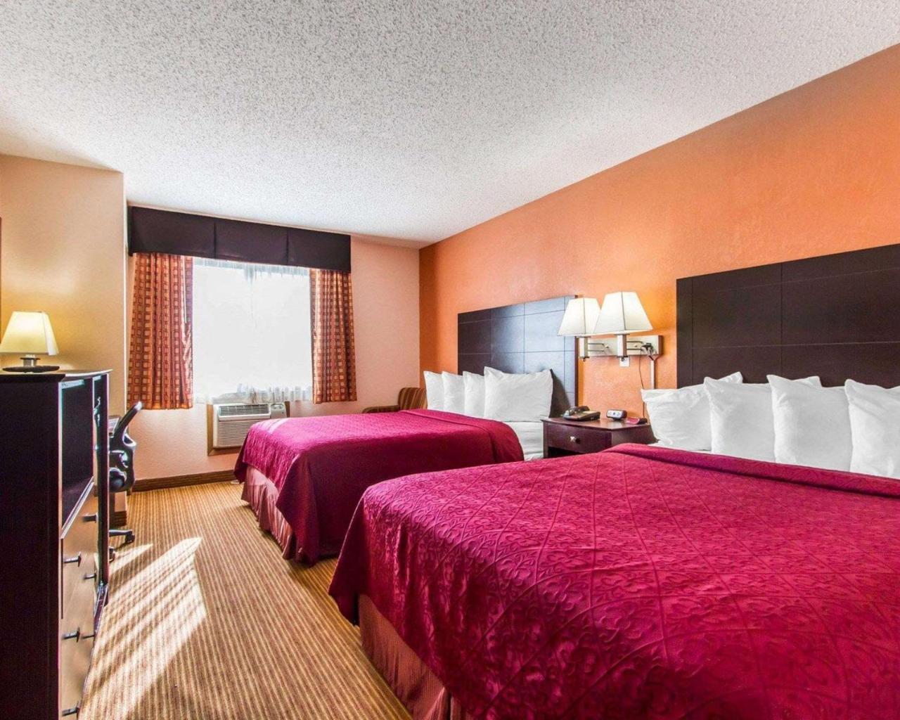 Quality Inn & Suites Ottumwa North Extérieur photo